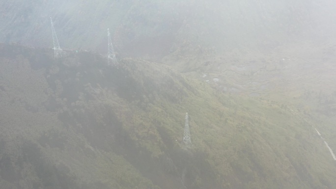 独龙江高山电网航拍2