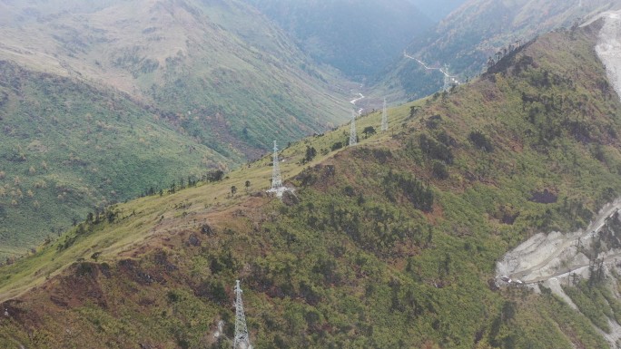 独龙江高山电网航拍1