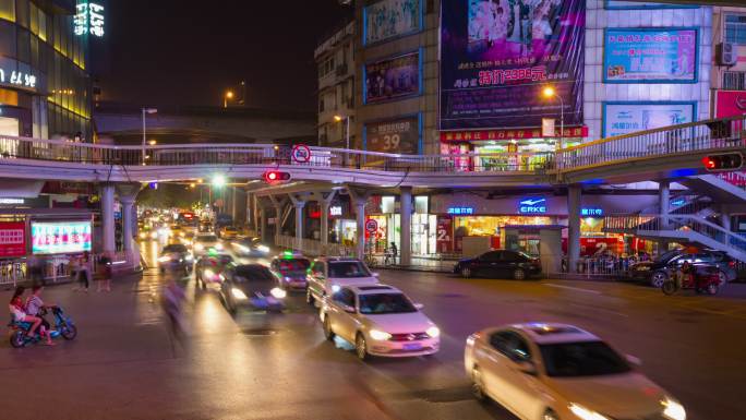 武汉市夜间照明交通街道全景图