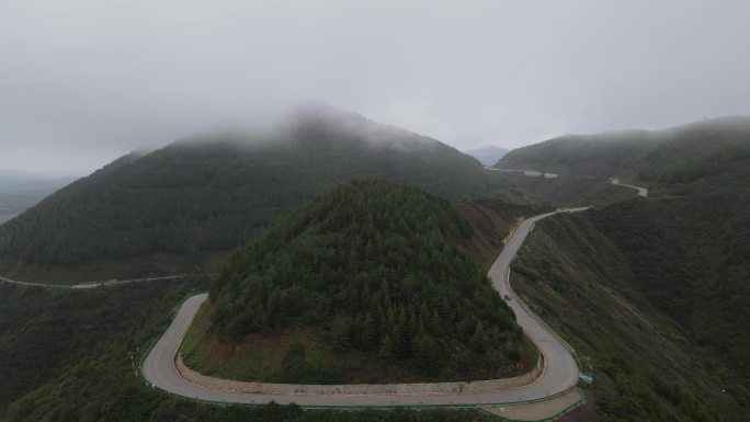 航拍宁夏六盘山森林盘山公路