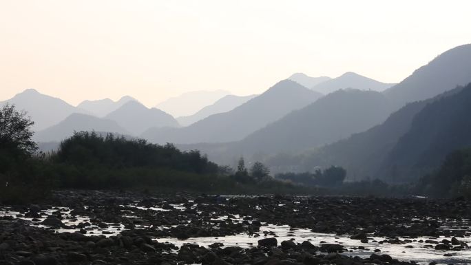 浙江山区诸暨壶源江山水夕阳小溪石滩源素材