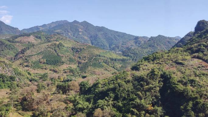 高铁风景动车风景桂林风景贺州风景动车窗外