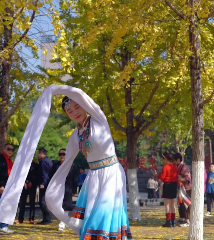 民族服饰 蒙古族舞蹈