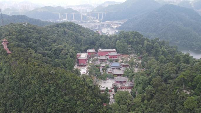 航拍贵州贵阳黔灵山4A景区弘福寺