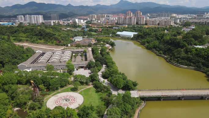 航拍江西赣州五龙客家风情园