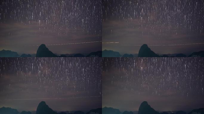 夜空中的星迹。星空延时流量雨