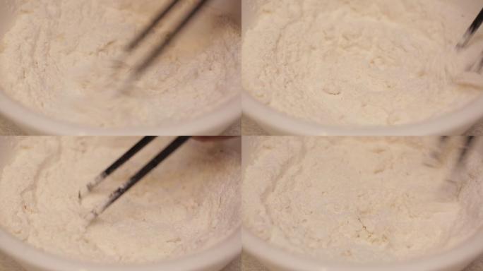 面粉制作疙瘩汤面疙瘩  (10)