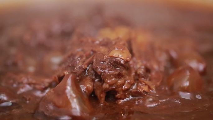 砂锅牛肉炖肉酱  (3)