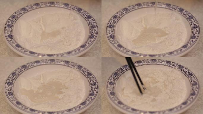 面粉制作疙瘩汤面疙瘩  (3)