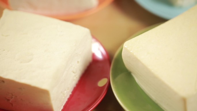 不同品种的豆腐对比  (2)
