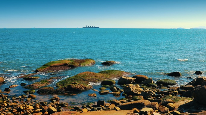 岩石海滩暗礁海边空镜头