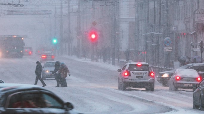 苏维茨卡亚街的冬天