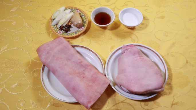 猪蹄和猪皮胶原蛋白肉皮冻原料  (4)