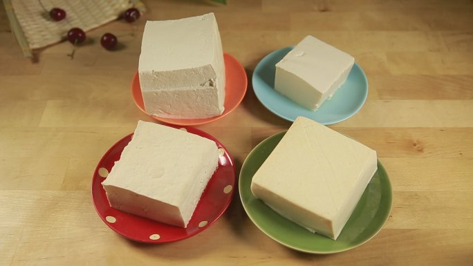 不同品种的豆腐对比  (8)