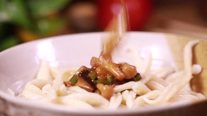 打卤面肉酱面 (3)