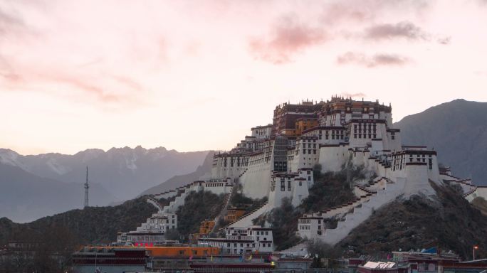 布达拉宫延时风景西藏地标风光美景寺庙寺院