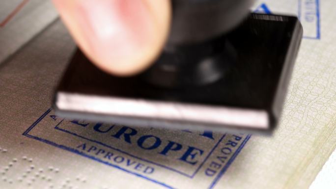 护照上盖章:欧洲签证