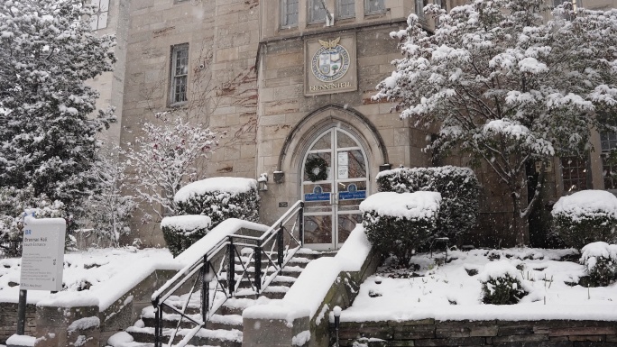 下雪的哈佛3