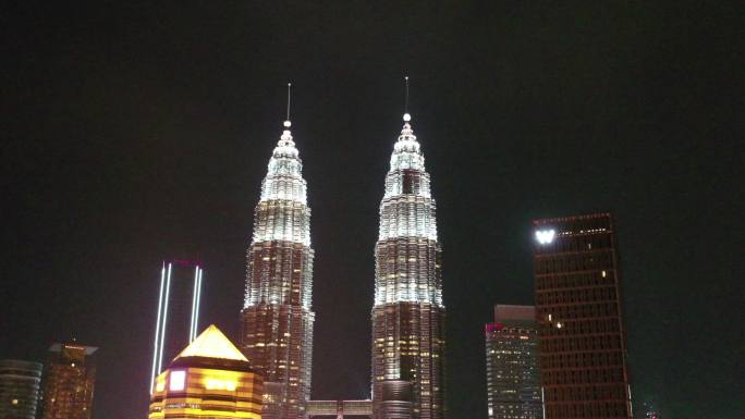 马来西亚吉隆坡市的双子星塔