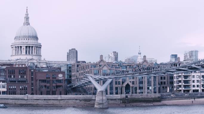 英国伦敦市中心有一座桥