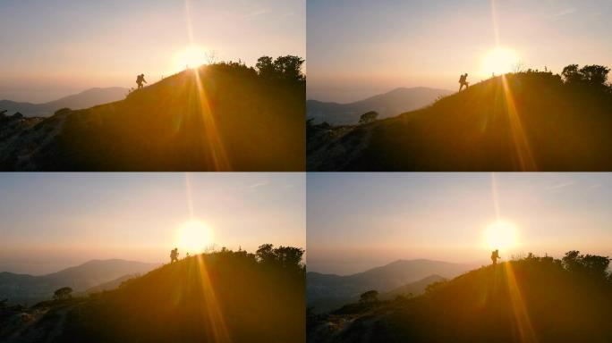 夕阳下登山