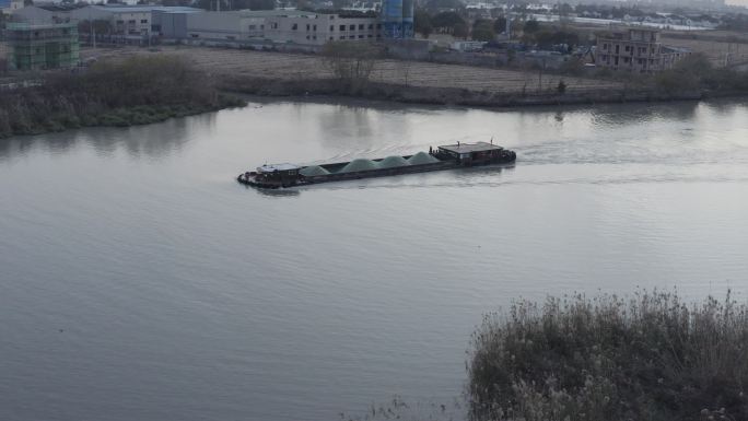 「有版权」航拍LOG大运河上来往船只4K