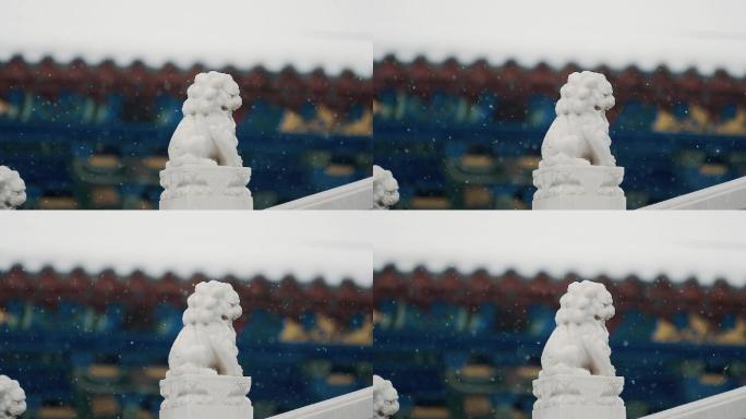 中国传统古塔与寺庙石狮子冬季雪景
