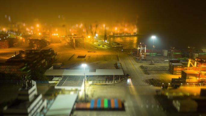 夜景时间照亮了深圳著名的工作港口航拍全景