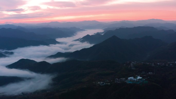 东阳天山朝霞云海风光4K航拍