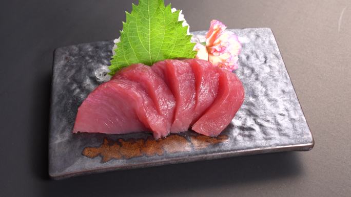 日本料理金枪鱼生鱼片