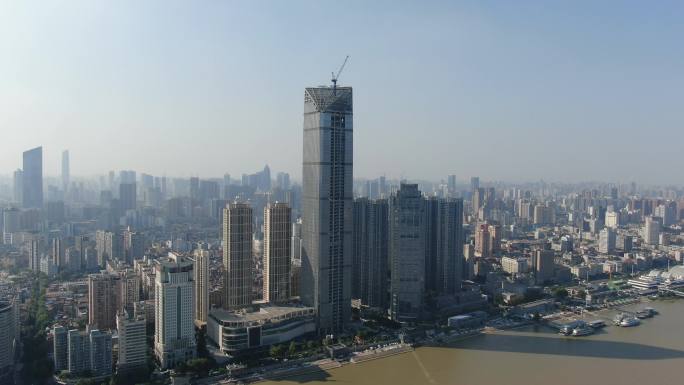 武汉城市高楼天际线长江大厦航拍