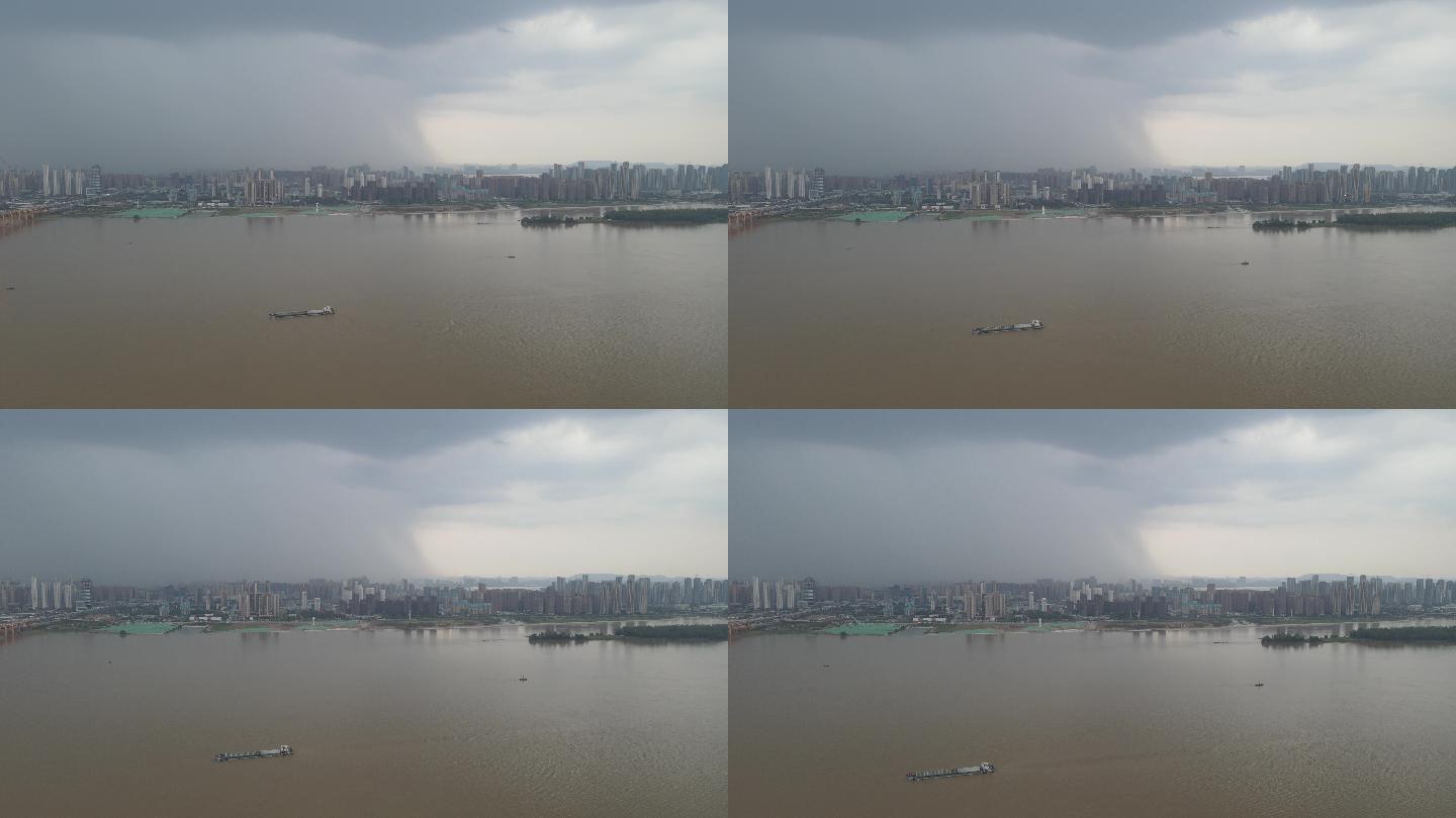 航拍武汉城市暴雨来临