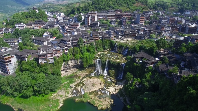 芙蓉古镇鸟瞰图。旅游景点纪录片历史古代宝