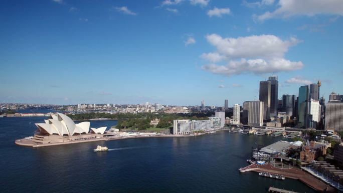 悉尼天际线与渡船旅行办公楼外观悉尼