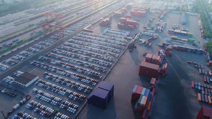 洋山自由贸易港区集装箱港口码头上海洋山港