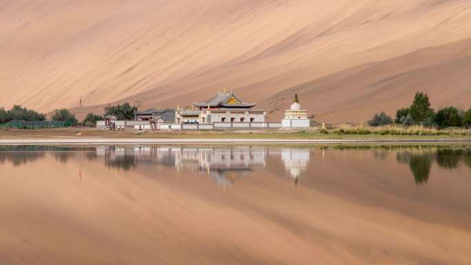 中国内蒙古阿拉善巴丹吉林庙海子清晨延时