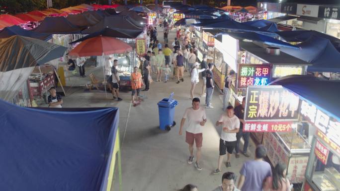 夜市餐饮旅游情侣购物人群