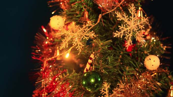 4k圣诞节平安夜装饰圣诞树