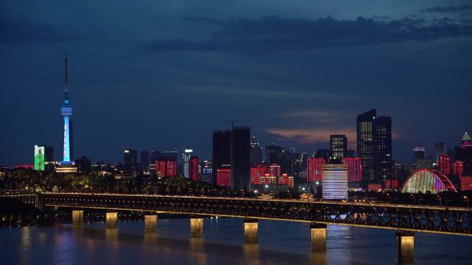 武汉长江大桥夜景灯光秀两江四岸4K视频