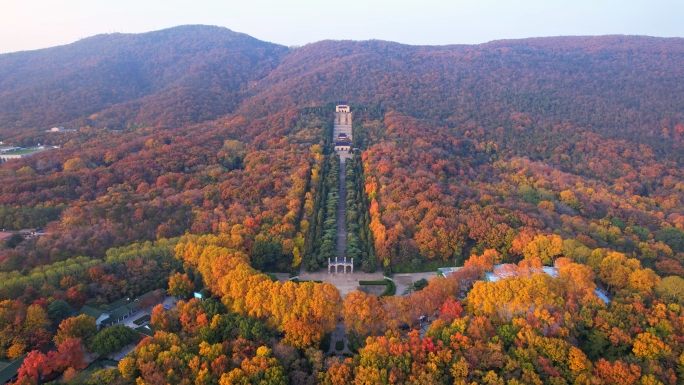 南京紫金山中山陵秋天风景