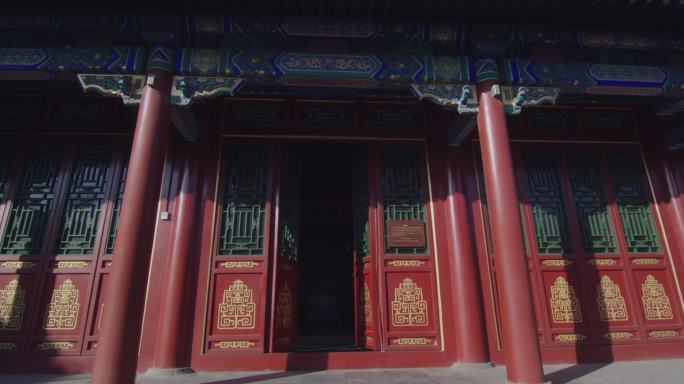 北京名胜恭王府宅邸 房间开门