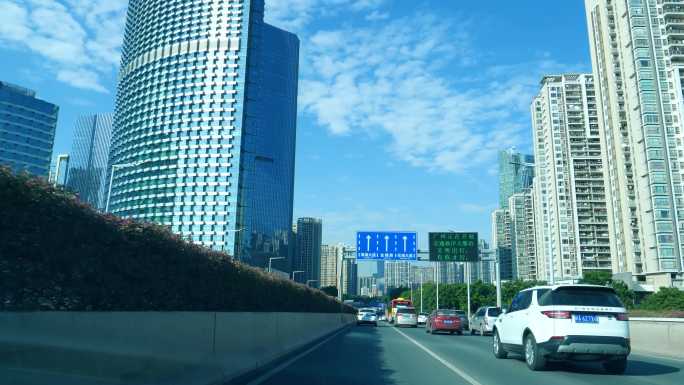 广州猎德大桥，开车第一视角下的城市道路