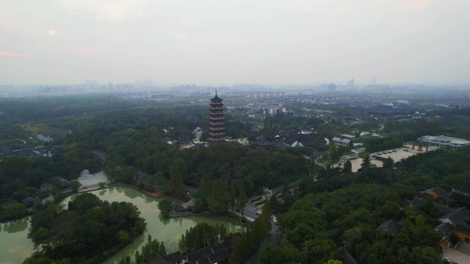 扬州大明寺栖灵塔航拍环绕视频素材