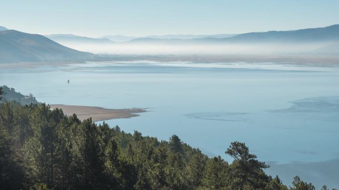 香格里拉纳帕海