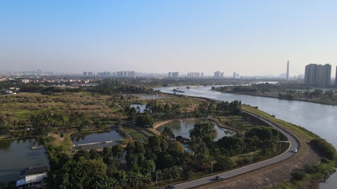 佛山城市景观东平河和悦滨江半月岛湿地公园
