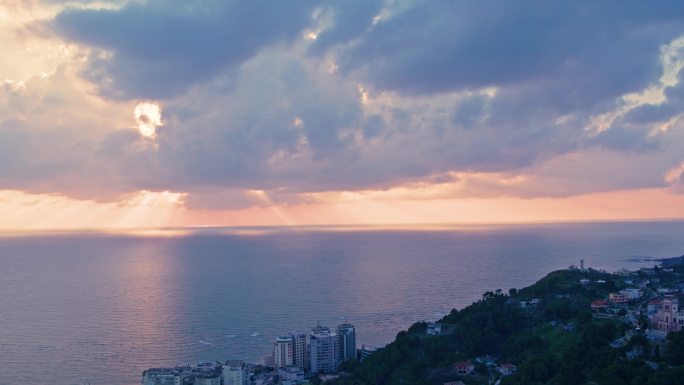 地那拉海边日落