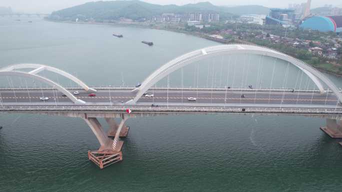 株洲市湘江上的桥梁芦淞大桥