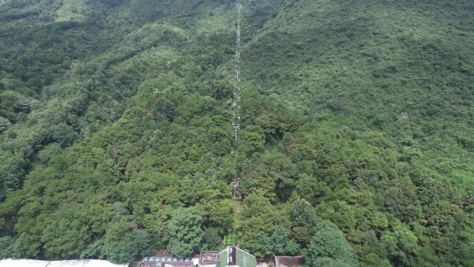 桂林尧山索道缆车航拍