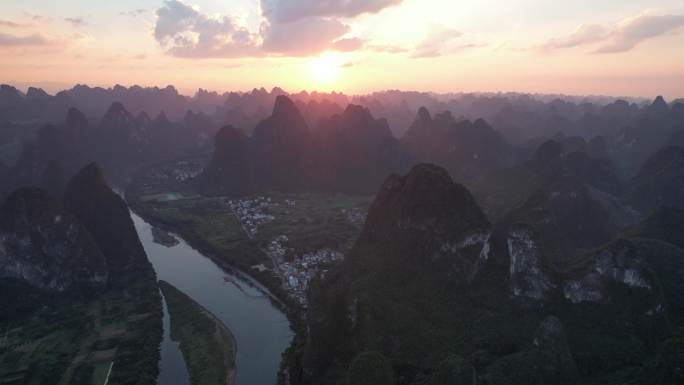 桂林山景夕阳日落航拍