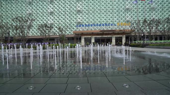 上海爱琴海购物中心喷泉美陈